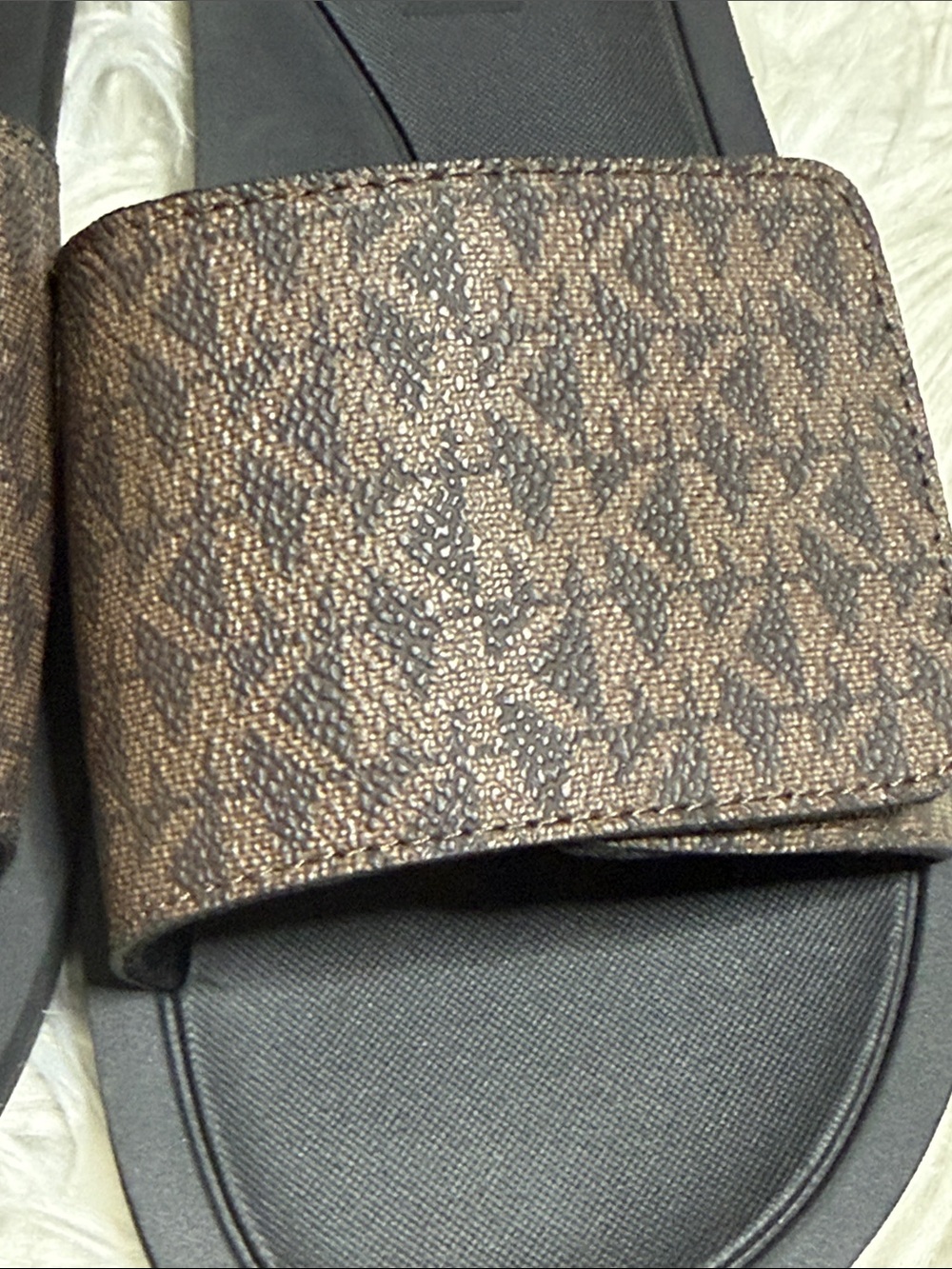NWT, Michael Kors Brown & Black Logo Slide Sandals Sz 8